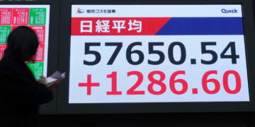 Borsa di Tokyo, apertura in rialzo (+0,31%)