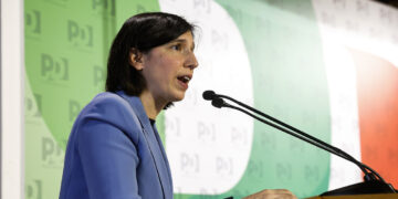 Schlein, il governo riveda l’impunità preventiva delle forze dell’ordine