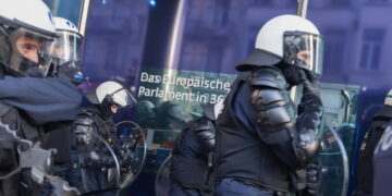 Dalla Germania alla Danimarca, il fermo preventivo in Europa