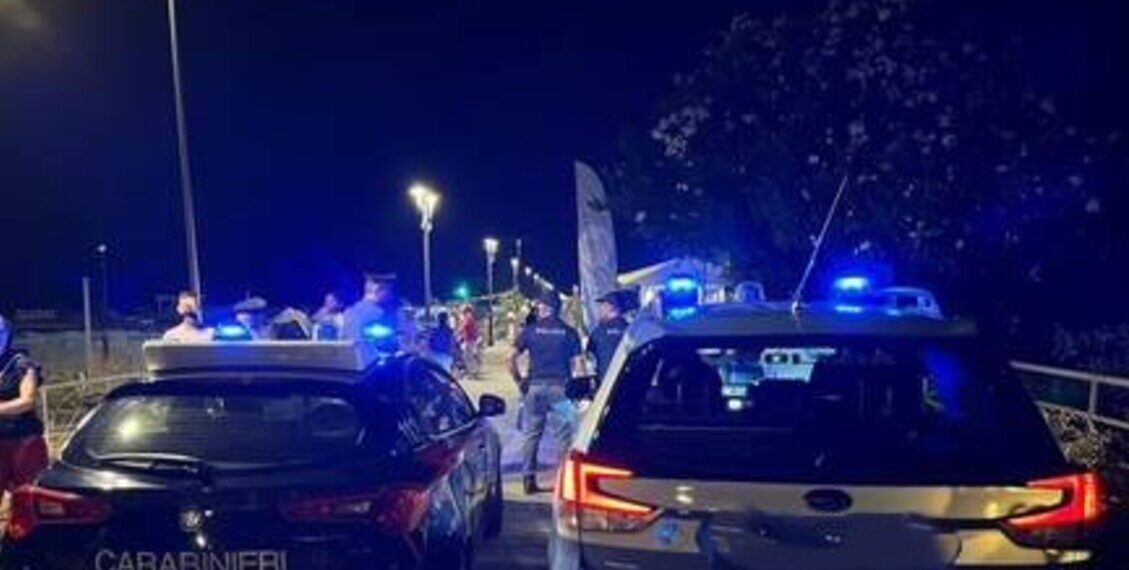 Ladro muore dissanguato durante furto, ricerche dei complici fuggiti