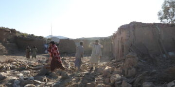 Afghanistan: decine di morti e feriti nei raid pakistani