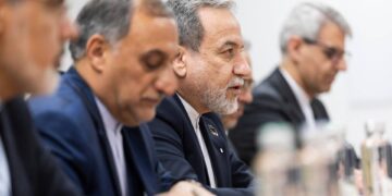 Iran-Usa, progressi a Ginevra ma ‘linee rosse’ di Trump restano: lo scenario