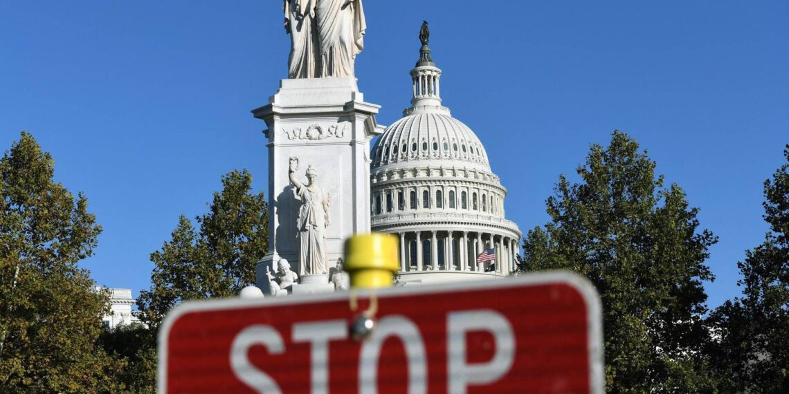 Usa, repubblicani a caccia di voti alla Camera per fermare lo shutdown