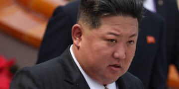 Corea del Nord, pena di morte per chi guarda Squid Game o ascolta K-Pop