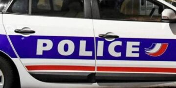 Lione, morto il militante di estrema destra aggredito. Macron: “Delitto atroce”