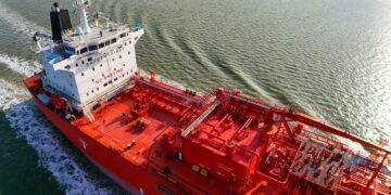 Trump, ‘Pechino deve aiutare, 90% del suo petrolio viene da Hormuz’