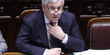 Referendum, Snals-Confsal: “Rammarico per quanto accaduto durante intervento Tajani”