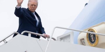 Guerra in Iran, l’annuncio di Trump: “Usa vicini a obiettivi, valutiamo passo indietro”