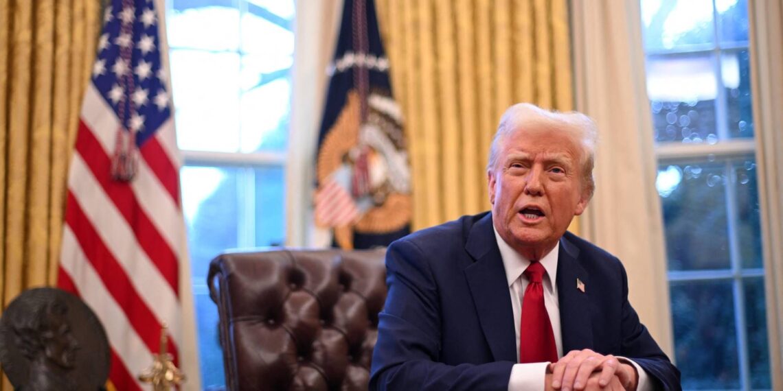 Trump ordina nuovi dazi sui farmaci, rivisti quelli sui metalli